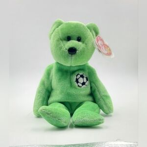 TY Beanie Baby - KICKS the Soccer Bear (8.5 inch)